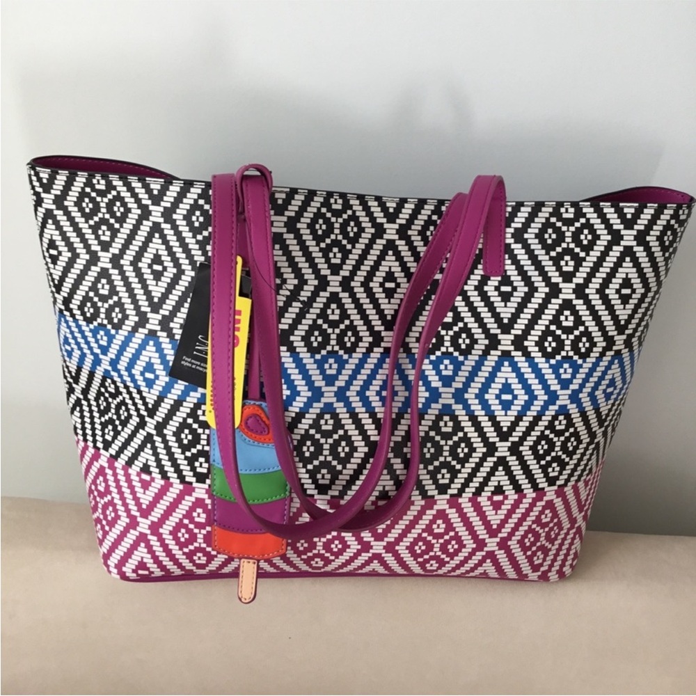 Geometric Patterned Tote Bag - Pink, Blue, White and Black colors. New